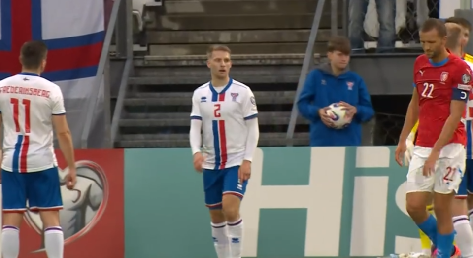 首发阵容总 首发阵容总