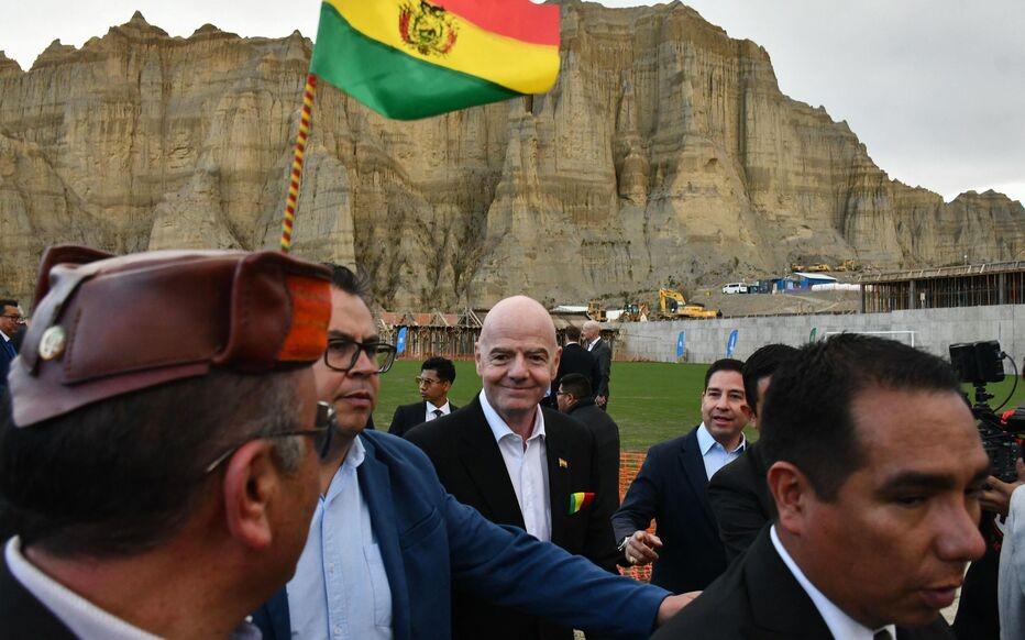 险远高于在 险远高于在